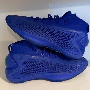 Adidas AE 1 J Velocity Blue Basketball Sneakers Youth Size 5.5